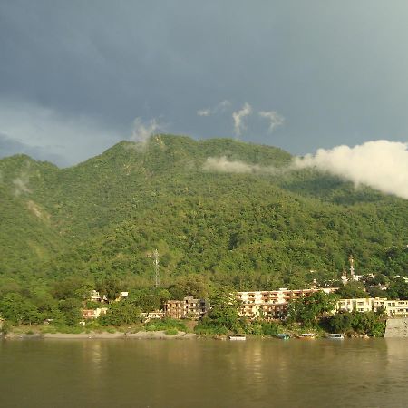 Sanidhya Inn Rishīkesh Extérieur photo