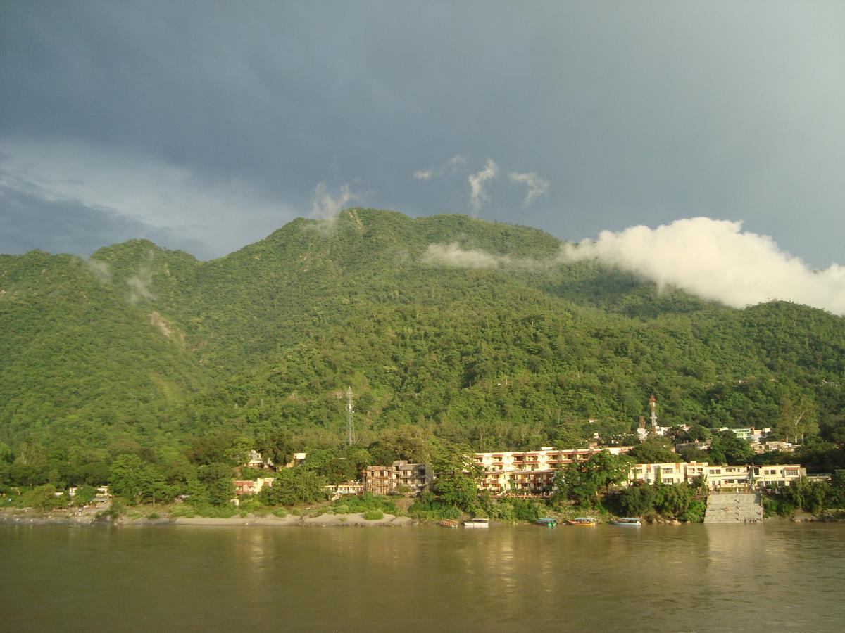 Sanidhya Inn Rishīkesh Extérieur photo